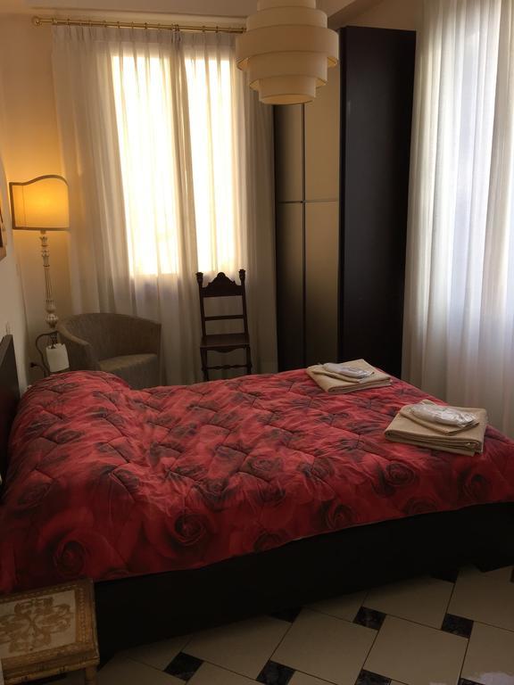Appartamento Piazza San Marco Florença Quarto foto