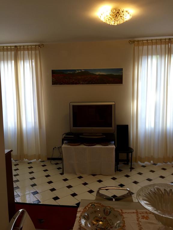 Appartamento Piazza San Marco Florença Quarto foto